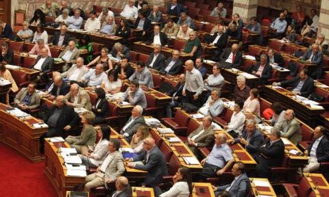 Ψηφίστηκε στη Βουλή το νομοσχέδιο για την συμφωνία ΟΛΠ - COSCO