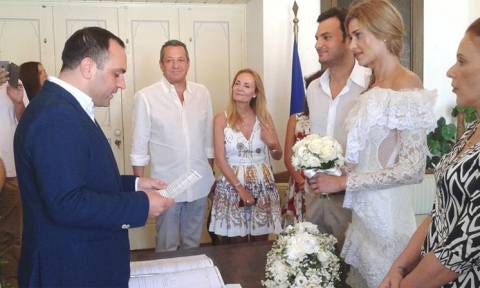 «Βουίζει» η Μύκονος για τον γάμο των 5 εκατ. ευρώ (pics+vid)