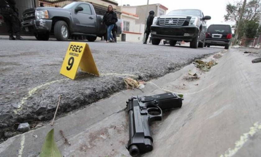 Μακελειό στο Μεξικό: Ένοπλοι εισέβαλαν σε σπίτι και ξεκλήρισαν 11μελή οικογένεια (Vid)