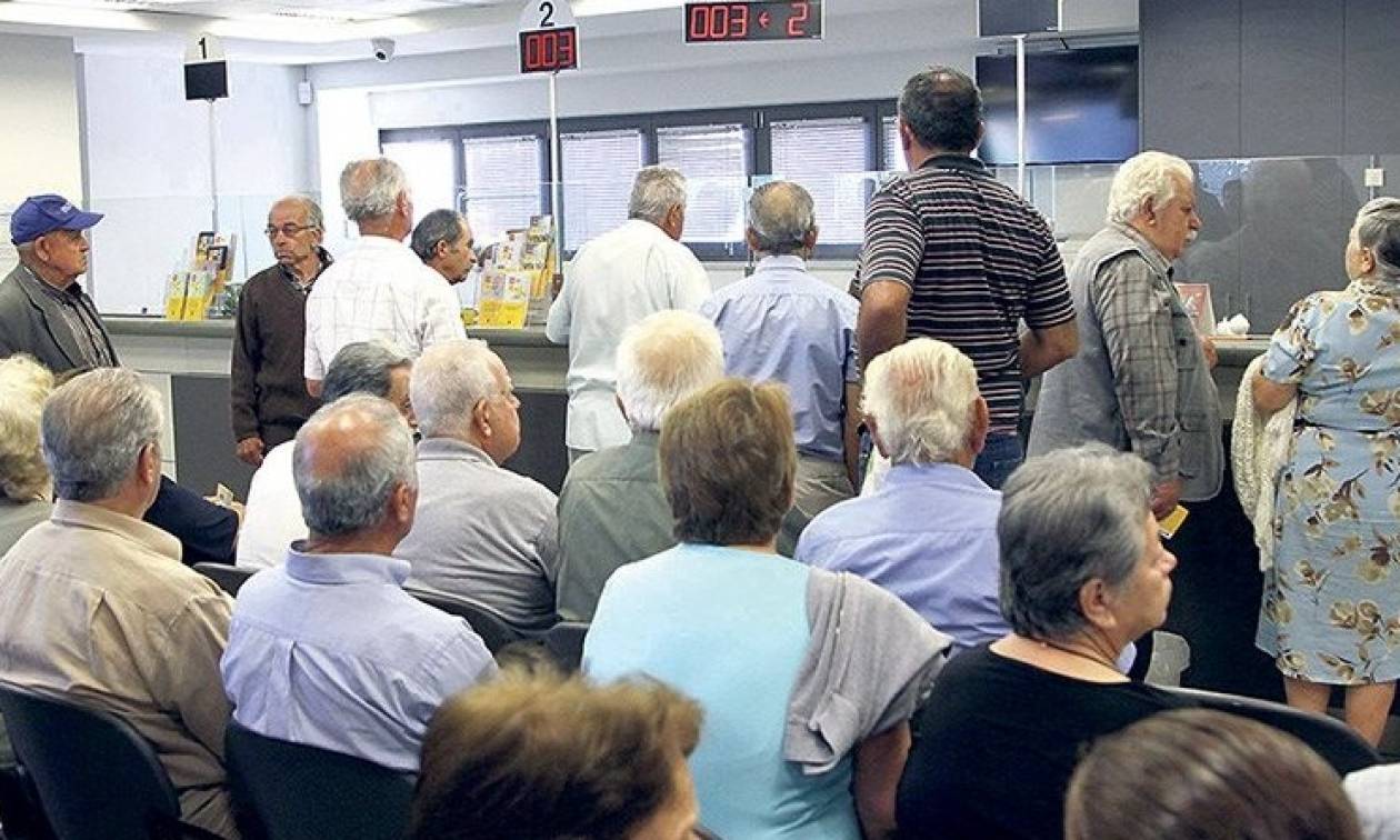 «Παρελθόν» το μέρισμα χηρείας: Κόπηκε μονομιάς, χωρίς κριτήρια και ενημέρωση