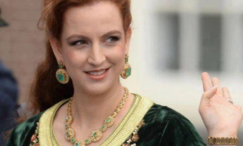 Принцесса Марокко проводит летний отпуск в Греции