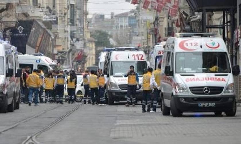Πραξικόπημα Τουρκία: Ισχυρές εκρήξεις στην πλατεία Ταξίμ – Πληροφορίες για βομβαρδισμό