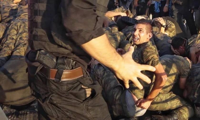 Συγκλονίζουν τα βασανιστήρια στους Τούρκους στρατιώτες (photo-video)