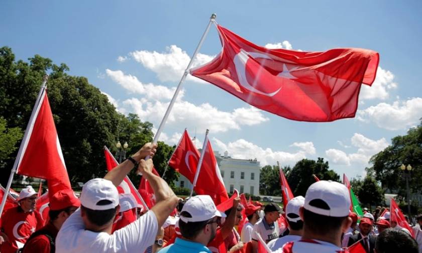 Πραξικόπημα Τουρκία: Η Άγκυρα «περιμένει» τον Γκιουλέν αλλά η Ουάσιγκτον απαιτεί στοιχεία