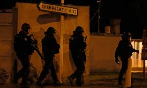 Γαλλία: Τέταρτη νύχτα βίαιων επεισοδίων για το θάνατο νεαρού στα χέρια της αστυνομίας (Vids)