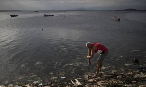 Εικόνες-σοκ από το Ρίο: Σε αυτά τα νερά θα αγωνιστούν οι αθλητές για τους Ολυμπιακούς Αγώνες (pics)