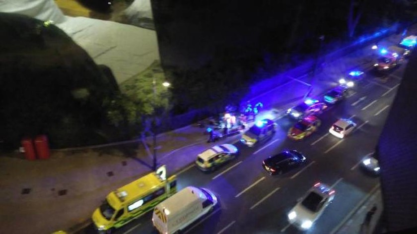 Αγγλία: Αιματηρή επίθεση με μία νεκρή και έξι τραυματίες στο κέντρο του Λονδίνου (pics+vid)