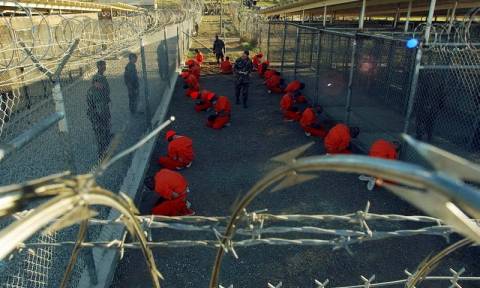 Διεθνής Αμνηστία: 15 κρατούμενοι θα απελευθερωθούν από τη φυλακή του Γκουαντάναμο