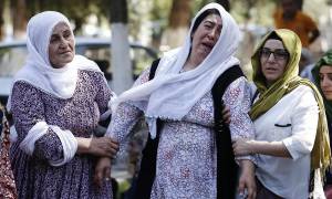 Μακελειό στην Τουρκία: Οργή και θρήνος στο Γκαζίαντεπ για τον γάμο που μετατράπηκε σε εφιάλτη (Vids)