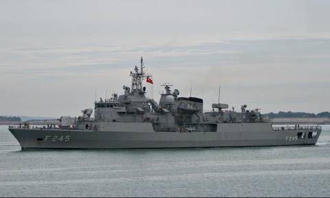 Προκαλεί η Άγκυρα - Τουρκική φρεγάτα προς κυπριακό σκάφος: «Φύγετε από την θάλασσα μας»