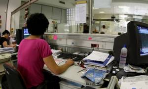 Δημόσιο: Έρχονται σαρωτικές αλλαγές με μετακινήσεις 50.000 υπαλλήλων