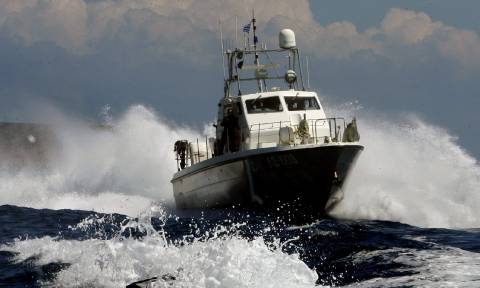 Ρόδος: Επεισοδιακή καταδίωξη διακινητών από σκάφος του Λιμενικού