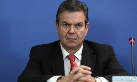 Οι περικοπές στις συντάξεις συνεχίζονται, αλλά ο Πετρόπουλος δεν τις «βλέπει»