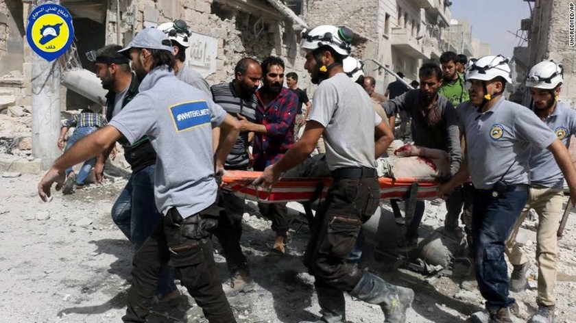 Συρία: Σφοδρός βομβαρδισμός του Χαλεπίου από ρωσικά αεροσκάφη για δεύτερη συνεχή ημέρα (Vid)