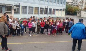 Θεσσαλονίκη: Μαθήματα ανθρωπιάς από μαθητές που καλωσόρισαν τα προσφυγόπουλα