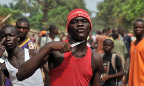 Βάφτηκε με αίμα η Κεντροαφρικανική Δημοκρατία: Φονικές συγκρούσεις με δεκάδες νεκρούς και τραυματίες
