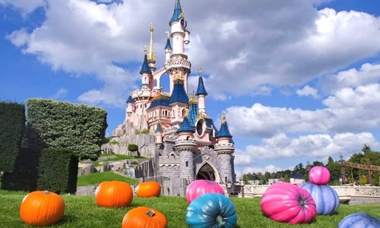 Η Disneyland ψάχνει 100 Έλληνες για εργασία στο Παρίσι