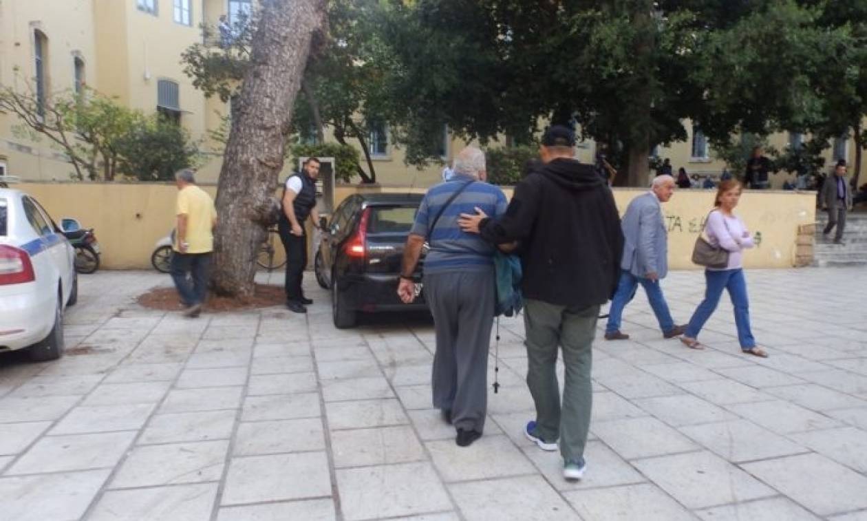 Μετανιωμένος ο 73χρονος που πυροβόλησε τη σύζυγό του στα Χανιά: «Ήταν η κακιά στιγμή»