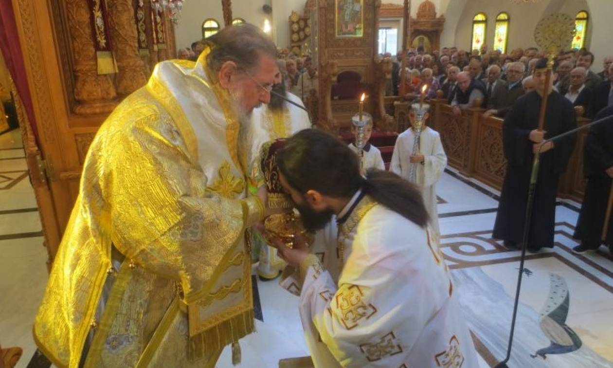 Πανηγυρική θεία λειτουργία στον Ι. Ν. Αγίου Δημητρίου του ομώνυμου δήμου Αττικής (pics)