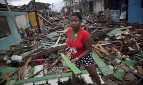 Σκηνές Αποκάλυψης στην Αϊτή: Στα 2 δισεκατομμύρια το ύψος των ζημιών από τον κυκλώνα Μάθιου