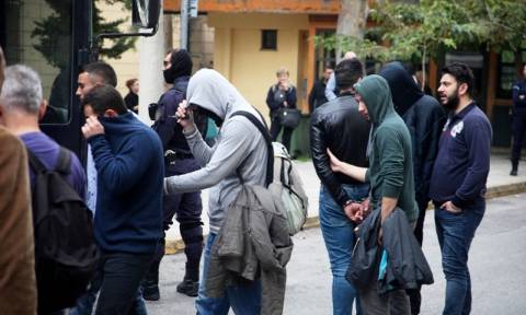 Προφυλακιστέοι οι 11 από τους 20 της μεγάλης σπείρας διαρρηκτών των Ρομά