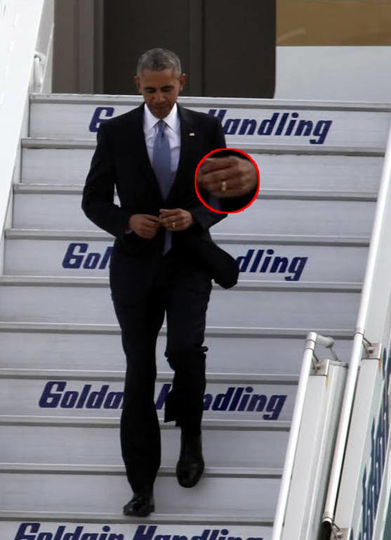 Πανικός: Ο Ομπάμα ήρθε στην Ελλάδα και εξαφανίστηκε μυστηριωδώς η… βέρα του! (pics)