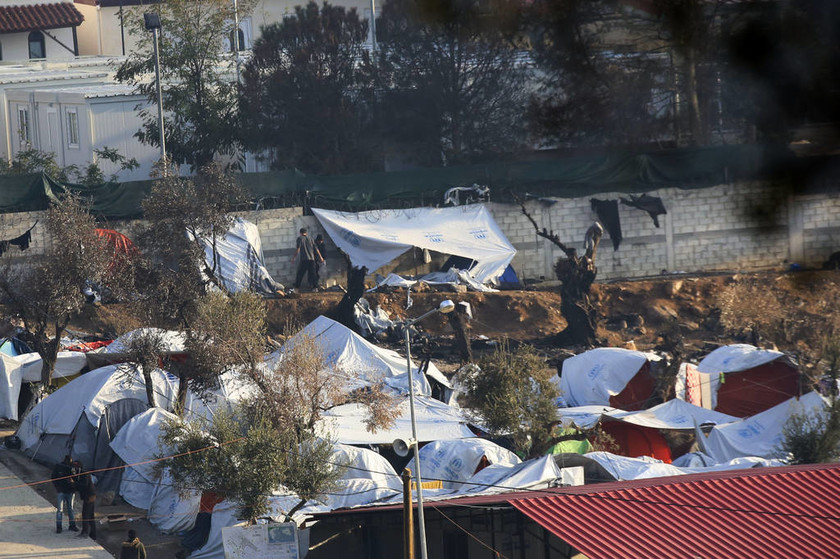 Μυτιλήνη: Συγκλονιστικές εικόνες από τη Μόρια μετά την τραγωδία