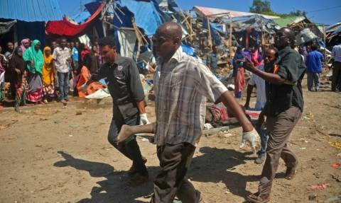 Σομαλία: Τουλάχιστον δέκα νεκροί από έκρηξη παγιδευμένου οχήματος