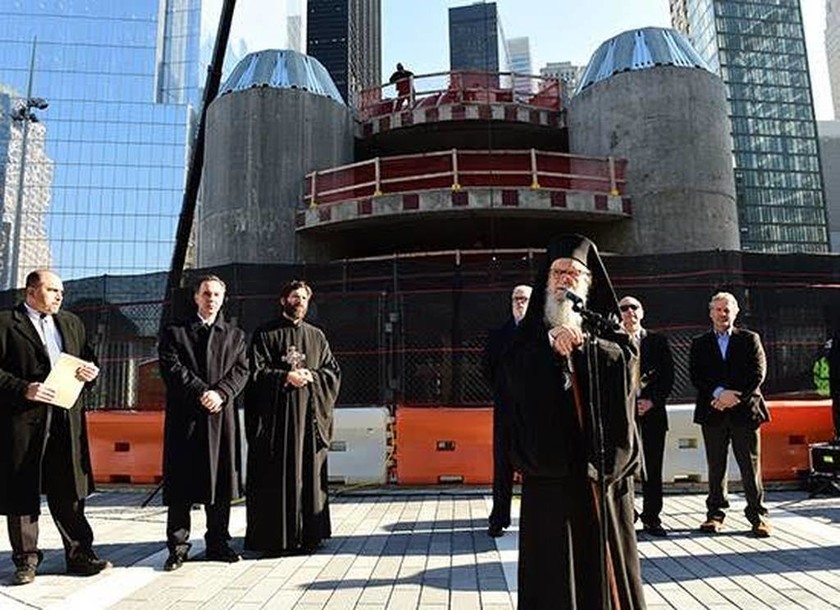 Nεα Υόρκη: Τοποθετήθηκε ο σταυρός στον Άγιο Νικόλαο στο Ground Zero (photo)