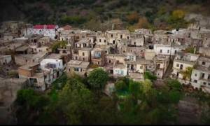 Καλάμι: Το χωριό – φάντασμα της Κρήτης που κόβει την ανάσα (video)