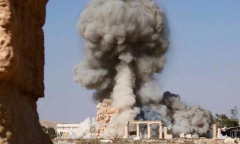Συρία: Άτακτη οπισθοχώρηση του ISIS στην Παλμύρα – Δεκάδες νεκροί από ρωσικό βομβαρδισμό