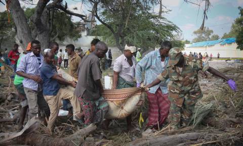 Τραγωδία στη Σομαλία: Τουλάχιστον 29 νεκροί από επίθεση αυτοκτονίας στο Μογκαντίσου