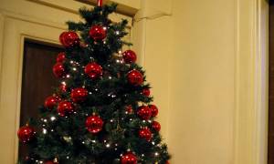 Χριστούγεννα 2016: Οι οδηγίες από την Πυροσβεστική για τα χριστουγεννιάτικα φώτα και τα κεριά