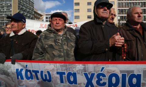 Στους δρόμους σήμερα οι οργισμένοι συνταξιούχοι: «Ψίχουλα οι εξαγγελίες Τσίπρα»