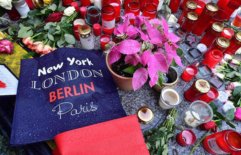 Τρομοκρατική επίθεση Βερολίνο: Σε βαρύ κλίμα τα Χριστούγεννα (pics) 
