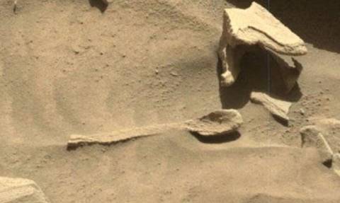 Είδηση-Βόμβα: Τι κάνει ένα κουτάλι στον πλανήτη Άρη; Δείτε φωτογραφίες και βίντεο!