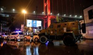 Επίθεση στην Κωνσταντινούπολη: Σοκάρει η μαρτυρία αυτόπτη μάρτυρα: «Έβγαζα πτώματα από πάνω μου»