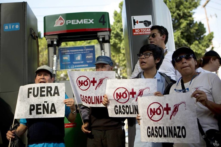 Μεξικό: Οργή για την αύξηση 20% σε βενζίνη και πετρέλαιο ντίζελ (Pics+Vid)