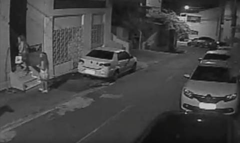 Βίντεο-ντοκουμέντο από την δολοφονία του Αμοιρίδη: Σύζυγος και κόρη μπαίνουν στο σπίτι