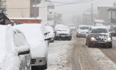 Καιρός: Ξεκίνησε η επέλαση του χιονιά «Αριάδνη» - Στην «κατάψυξη» Αθήνα και Θεσσαλονίκη