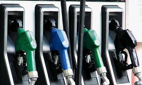 «Καίνε» οι τιμές των καυσίμων – Πού έχουν φτάσει βενζίνη και πετρέλαιο