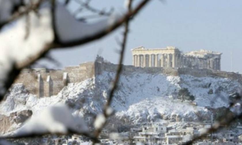 На Грецию обрушились аномальные морозы и снегопады
