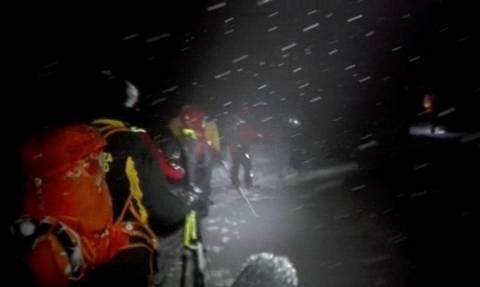 Χιονοστιβάδα -  Ιταλία: Ανασύρθηκε ο πρώτος νεκρός από το ξενοδοχείο του όρους Γκράν Σάσσο