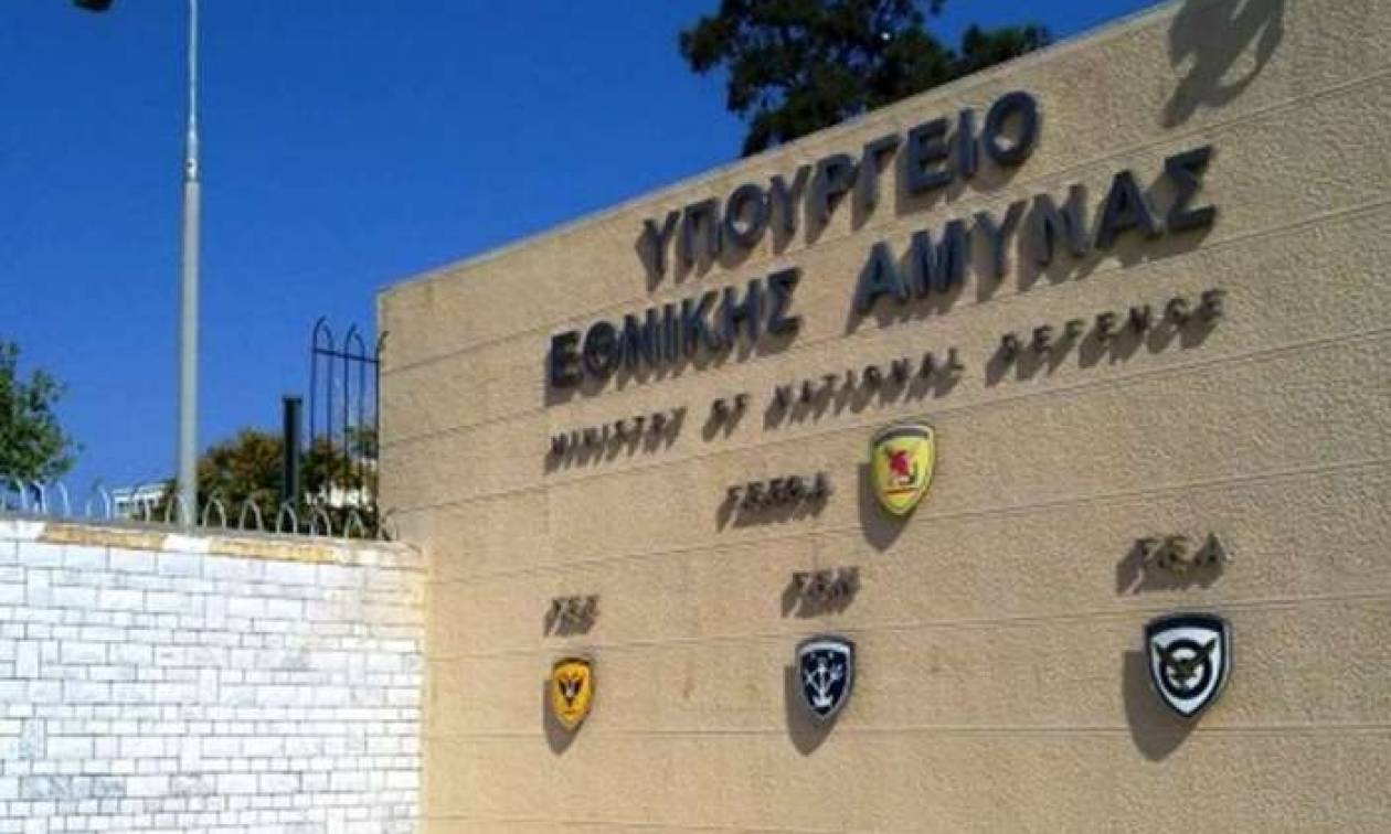 ΓΕΣ: Εντοπίστηκαν οι νεοσύλλεκτοι που φωτογραφήθηκαν να σχηματίζουν το σήμα του αλβανικού αετού