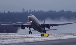 Εχετε δει ποτέ απογείωση Boeing σε σούπερ slow motion; (video)
