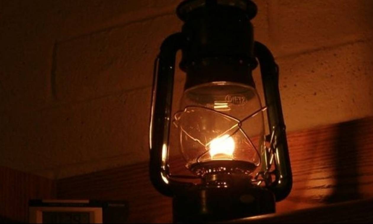 Διακοπή ρεύματος στην Πάτρα: «Βυθισμένο» στο σκοτάδι μεγάλο μέρος της πόλης