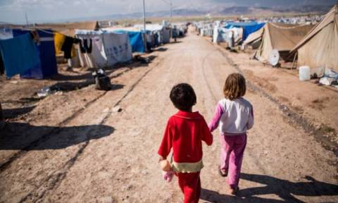Βρετανοί αστέρες καλούν την κυβέρνηση να μην εγκαταλείψει τα παιδιά πρόσφυγες