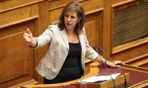 Καβγάς στη Βουλή με πρωταγωνίστρια την Χριστοφιλοπούλου (vid)