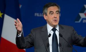 Δημοσκόπηση-Γαλλία: Ο Φρανσουά Φιγιόν ανέκτησε το προβάδισμα έναντι του Εμανουέλ Μακρόν
