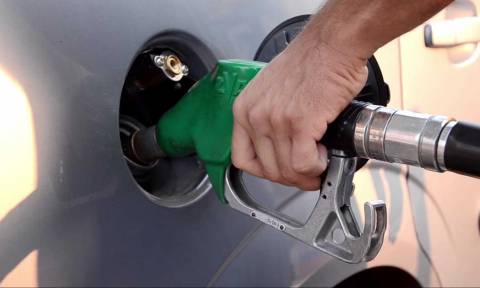 «Ξέφρενη» η τιμής της βενζίνης - Η Ελλάδα έχει τη δεύτερη ακριβότερη στην Ευρώπη
